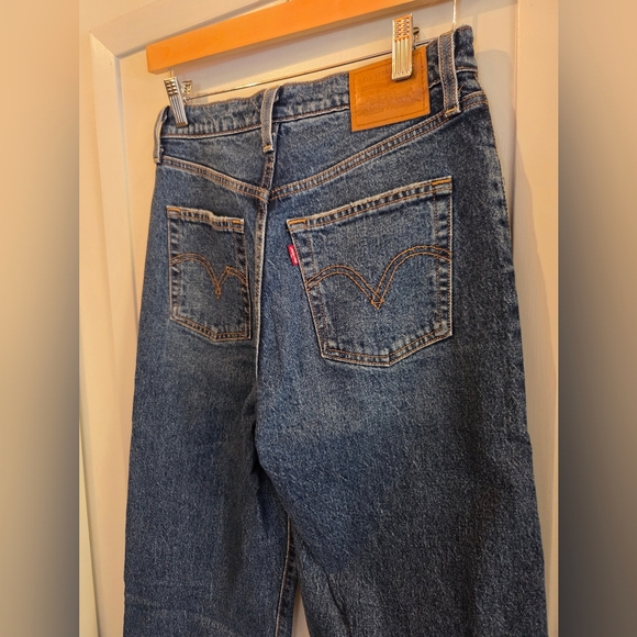 Levis Ribcage Straight Size 26 - Picture 8 of 8